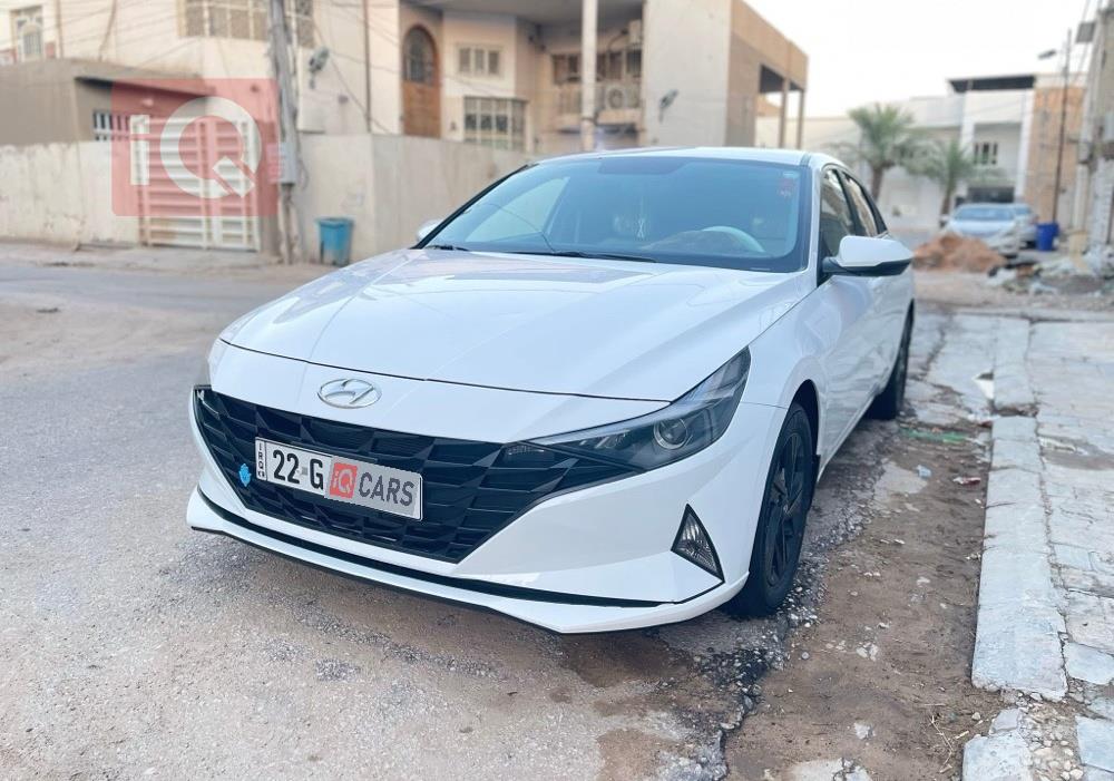 هیوندای ئەلەنترا